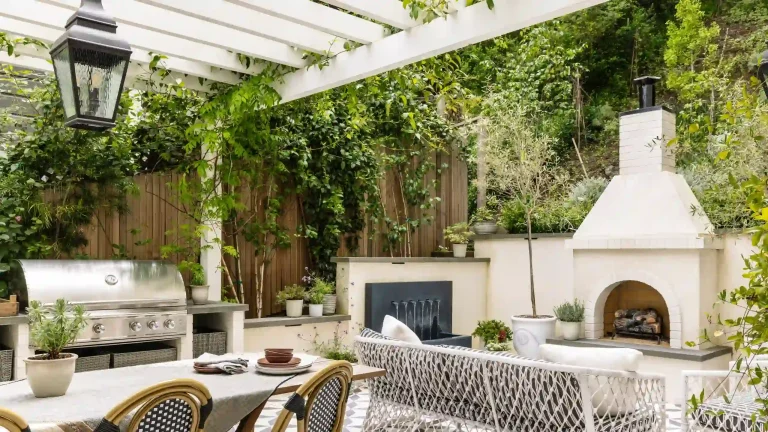 Outdoor Kitchen Design Ideas & Best Products for Modern Outdoor Living Spaces